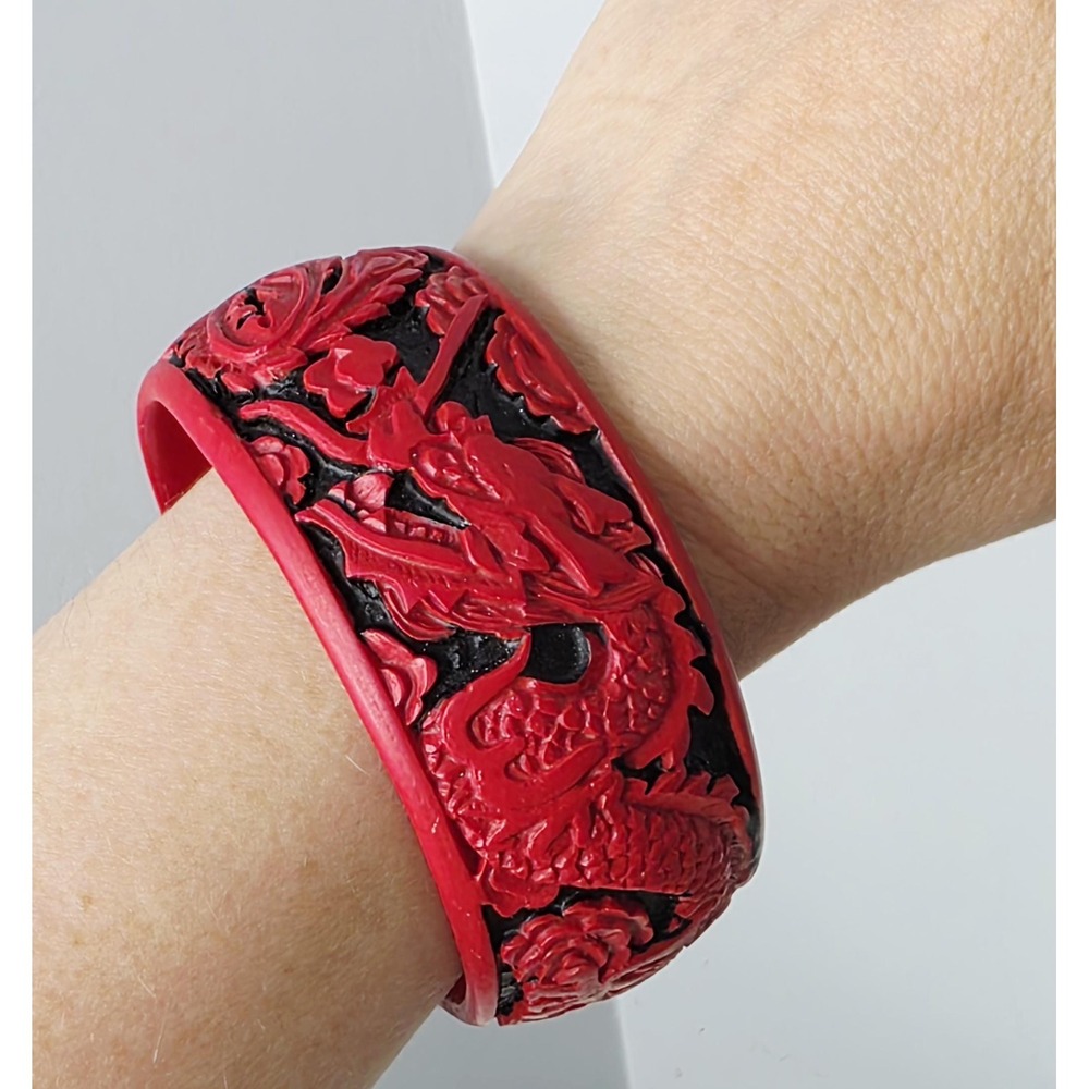 Vintage 1980s Chinese Cinnabar Resin Bangle – Dragon & Phoenix